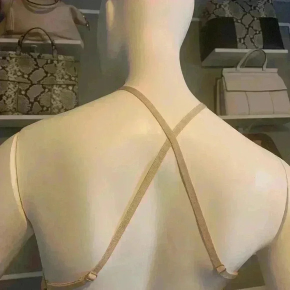 Pretty little thing - Picture 11 of 12